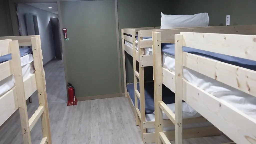 Terra Guesthouse 2 Busan 2*,