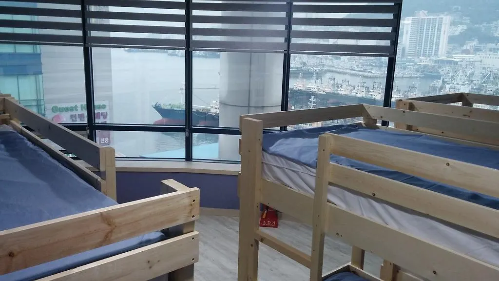 Terra Guesthouse 2 Busan