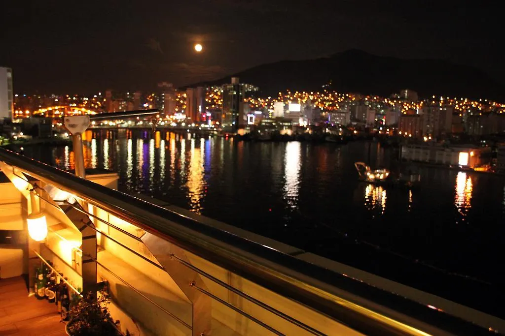 Terra Guesthouse 2 Busan Guest house
