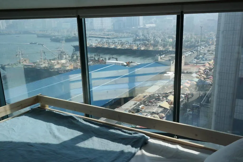Terra Guesthouse 2 Busan